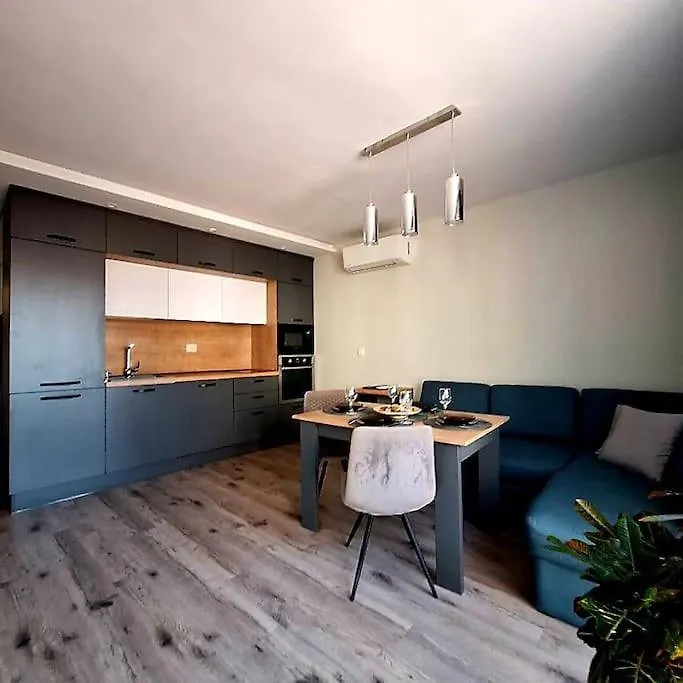 Deluxe Apartment-Center Varna Apartment